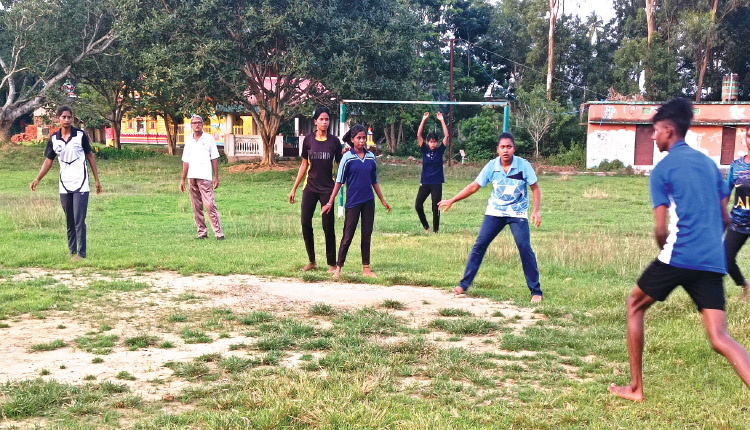 state-womens-handball-games center-jagatsinghpur